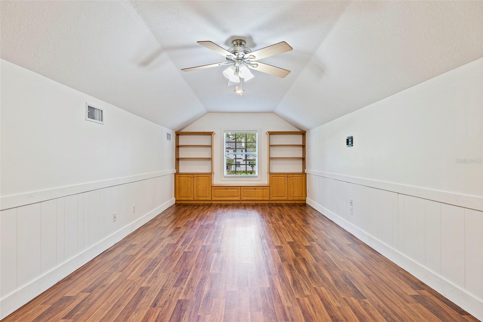 SAM ALLEN OAKS - Residential