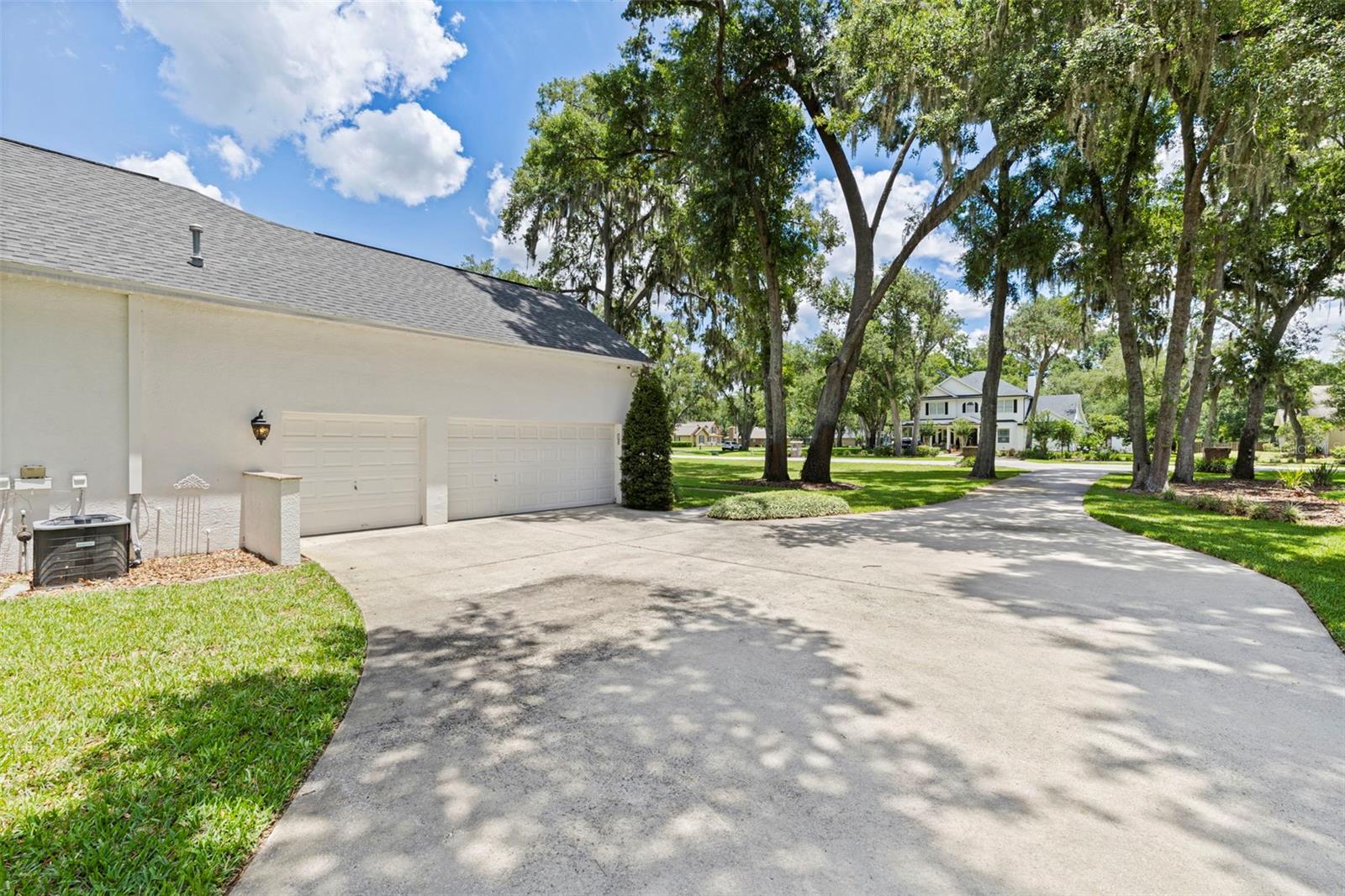 SAM ALLEN OAKS - Residential