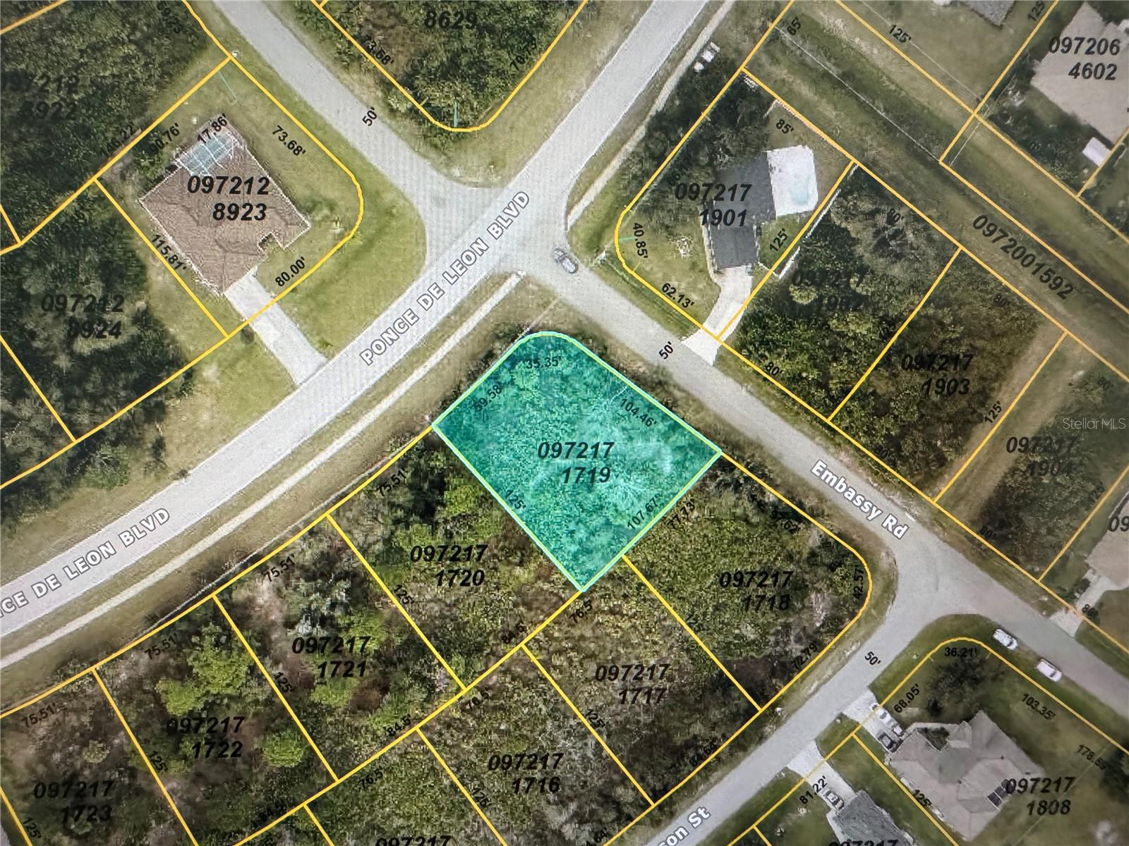Discover this beautiful oversized corner lot in a fast growing area of North Port, offering the perfect location for your dream home in paradise. Just minutes away from the stunning Gulf beaches—28 minutes to Manasota Beach, 30 minutes to Englewood Beach, and 34 minutes to Venice Beach—this spacious lot can accommodate a larger home with room for a pool. Enjoy close proximity to North Port’s fantastic amenities, including shopping, entertainment, restaurants, and Wellen Park, home to the Atlanta Braves Spring Training. Whether you’re seeking world-class fishing, golfing, or relaxing on the nearby beaches, this lot is your gateway to a Florida lifestyle at its best.