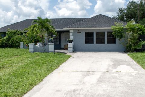 A home in LEHIGH ACRES