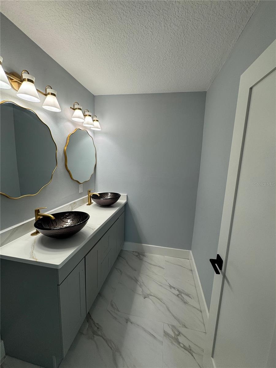 SHORE ACRES BUTTERFLY LAKE REP - Residential