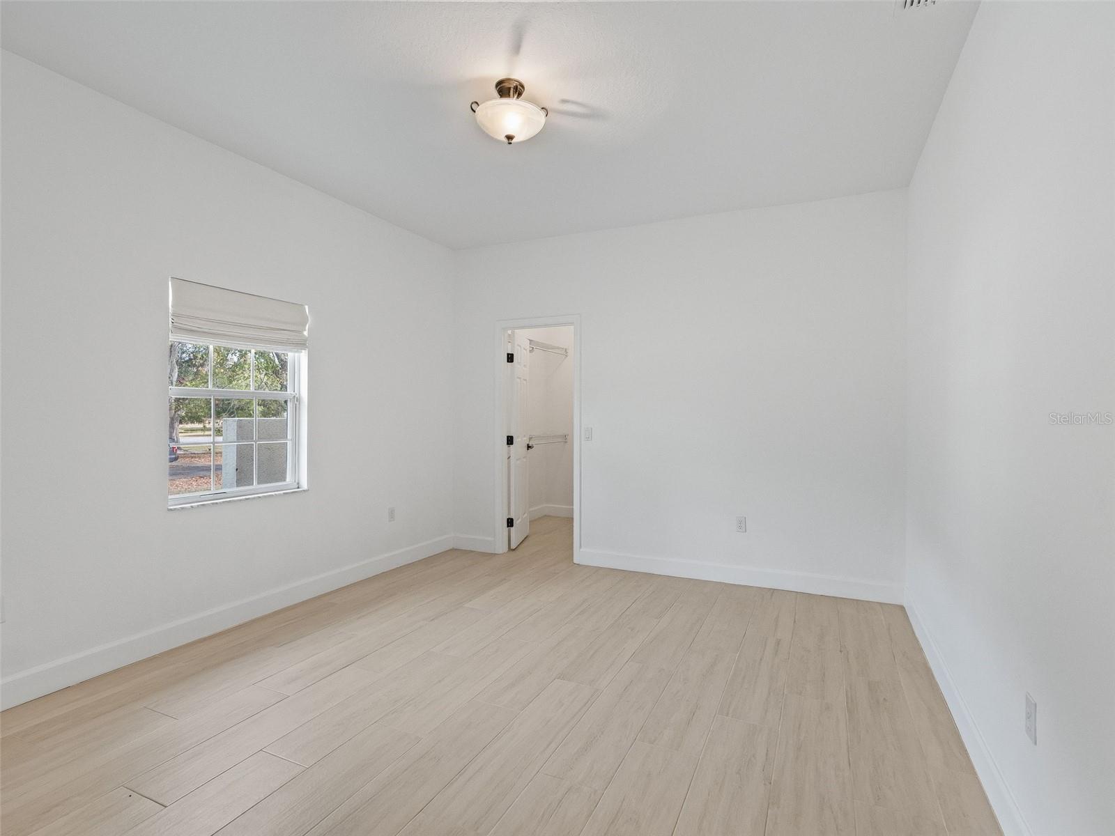 GOLDEN HILLS TURF & COUNTRY CLUB - Residential