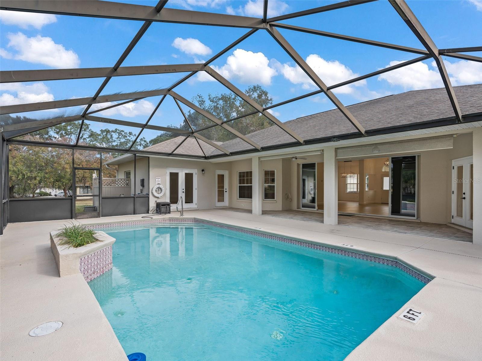 GOLDEN HILLS TURF & COUNTRY CLUB - Residential