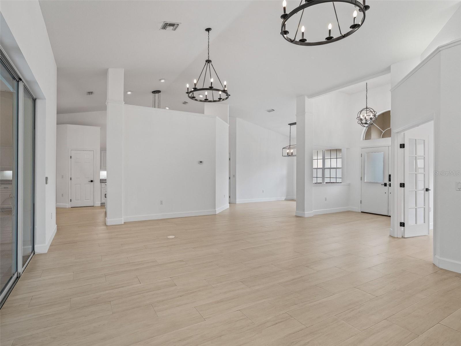 GOLDEN HILLS TURF & COUNTRY CLUB - Residential