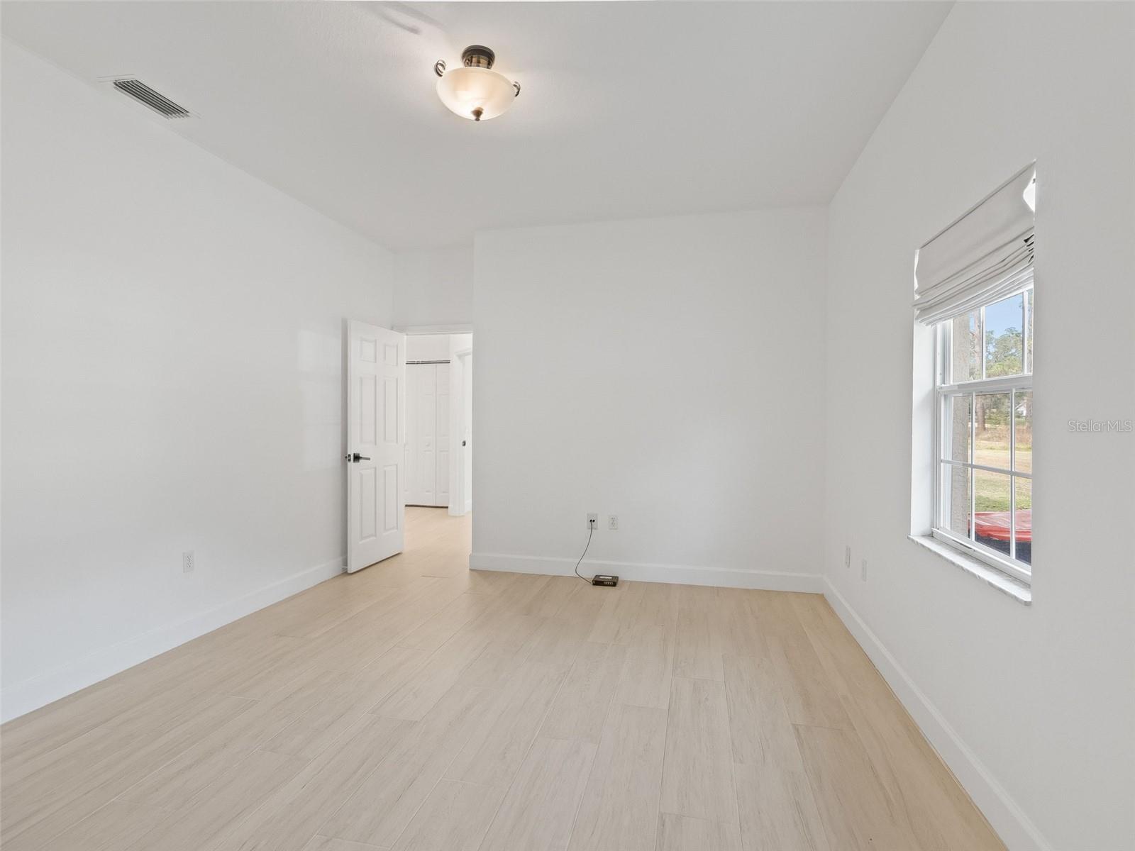 GOLDEN HILLS TURF & COUNTRY CLUB - Residential