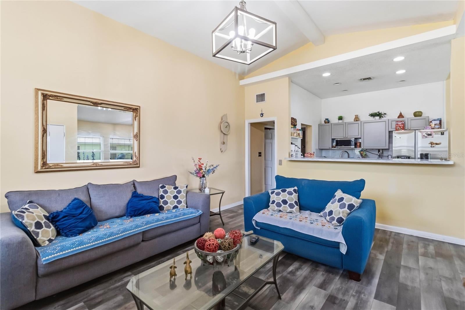 841 WOODEN BOULEVARD