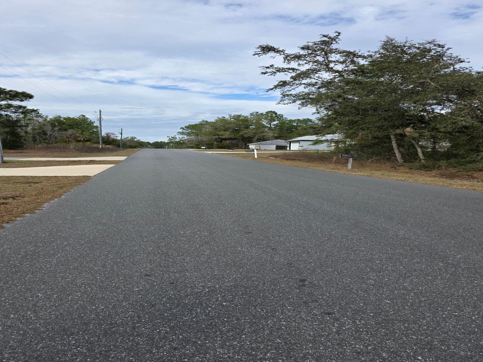 RAINBOW PARK UN 01 - Land