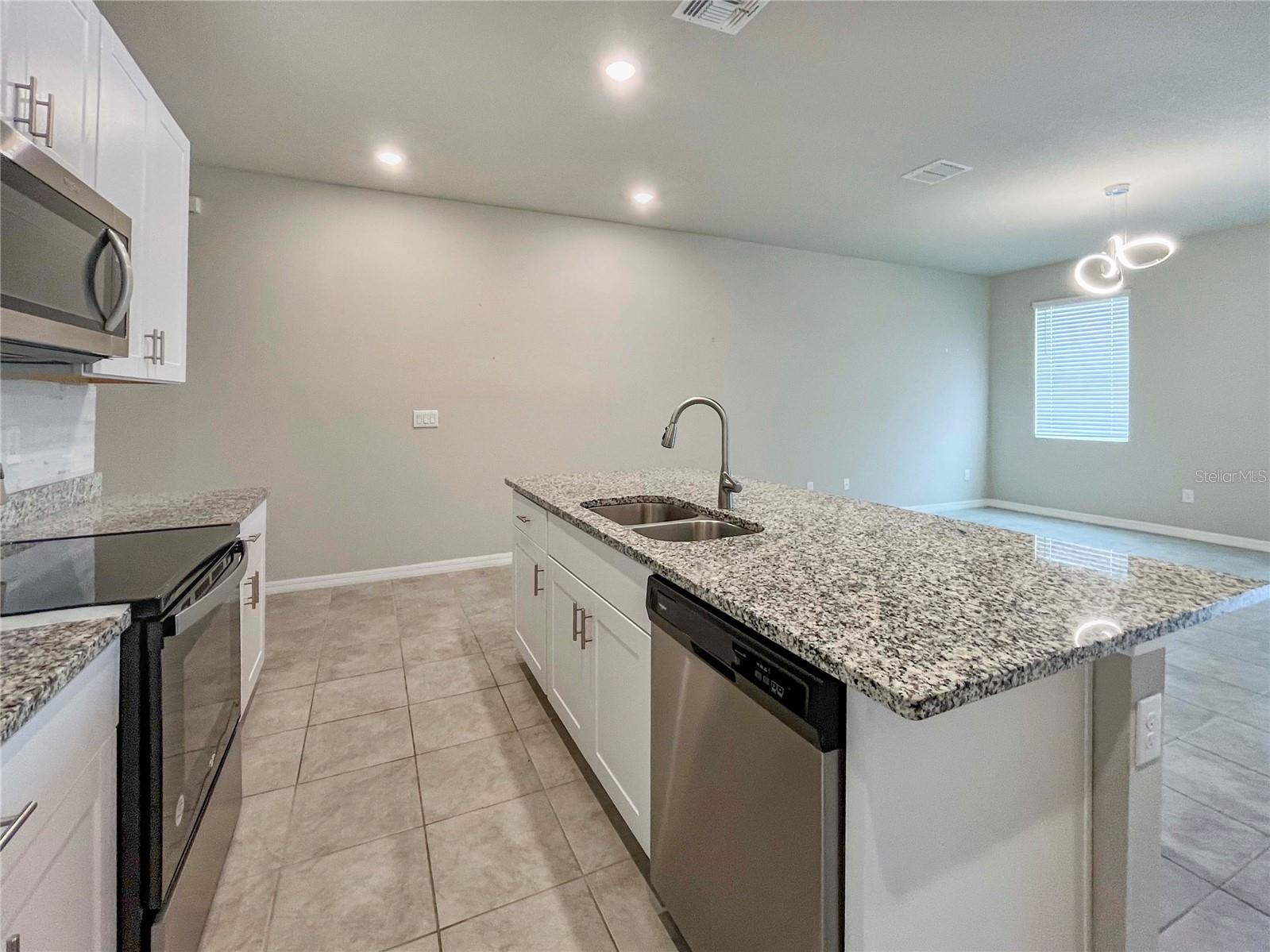 WOODLEAF HAMMOCK PH I - Residential Lease