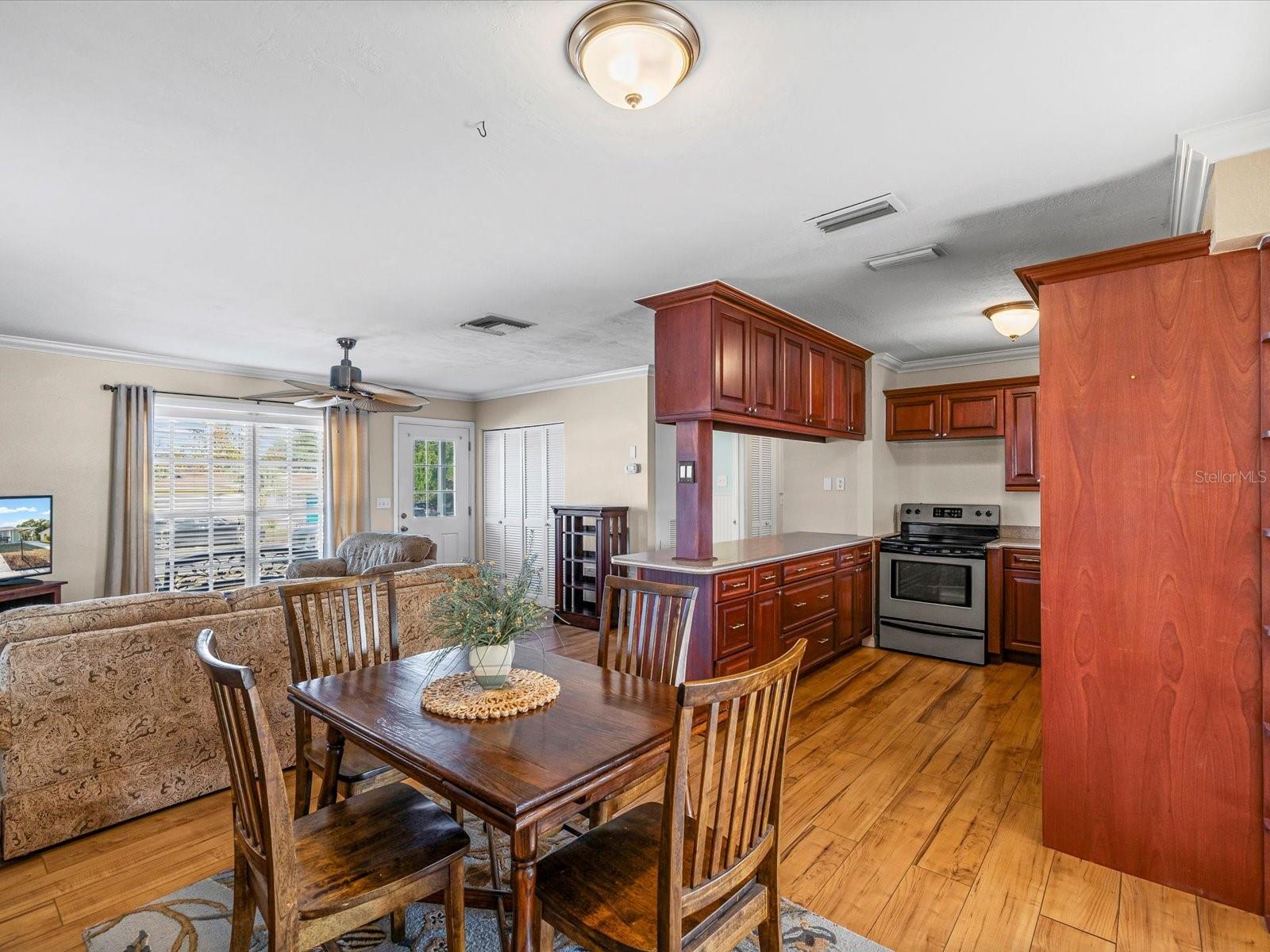 SPRING HILL - Residential