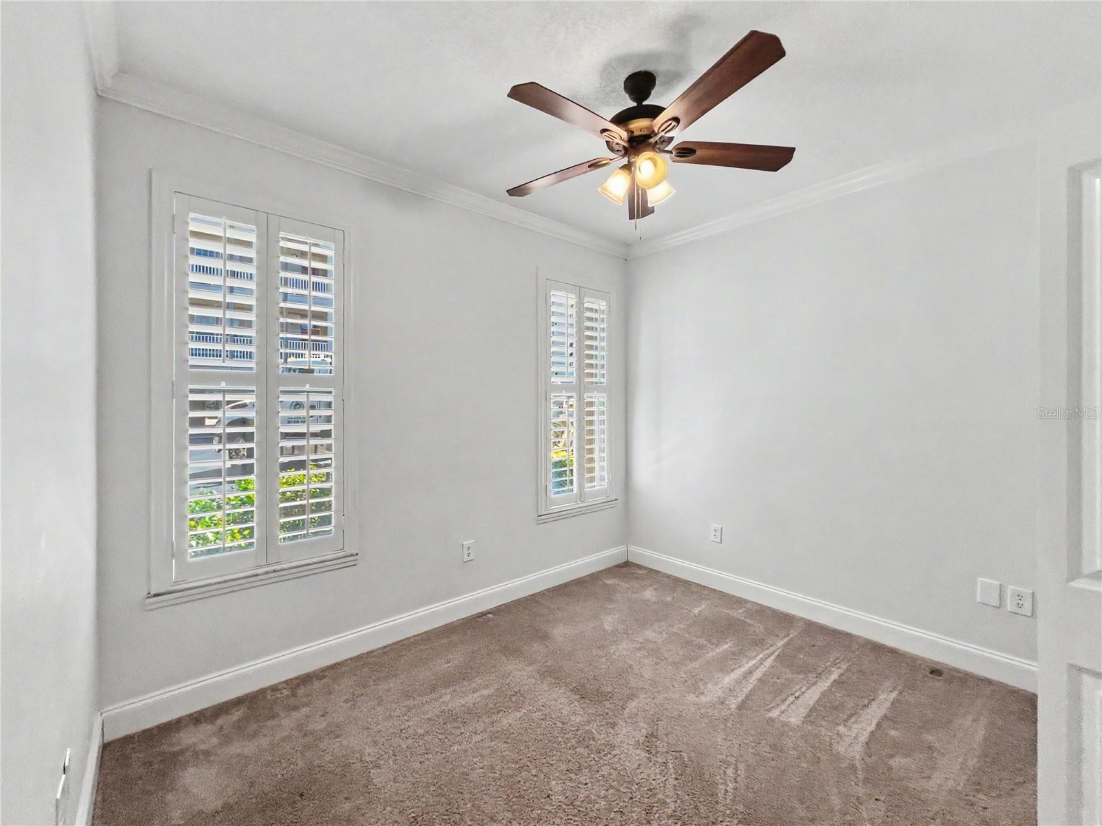 ARTISAN CLUB CONDO PH 1 - Residential