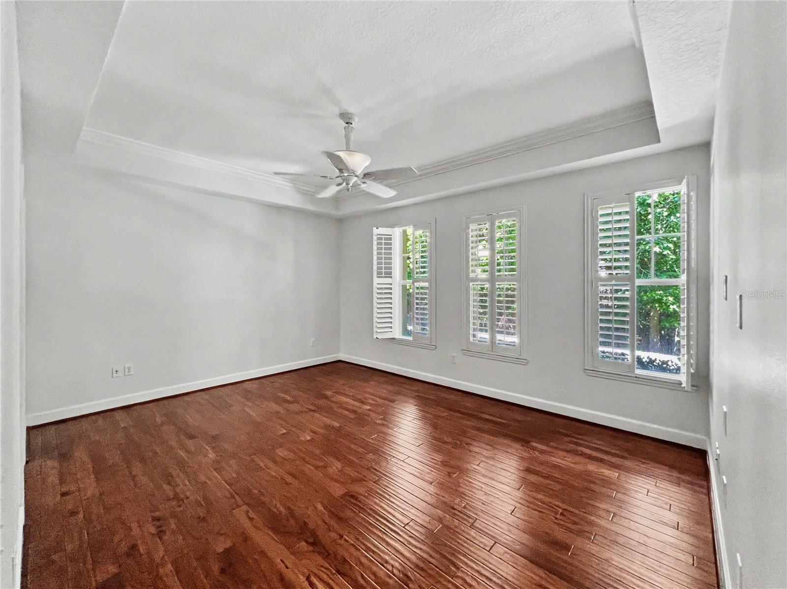 ARTISAN CLUB CONDO PH 1 - Residential
