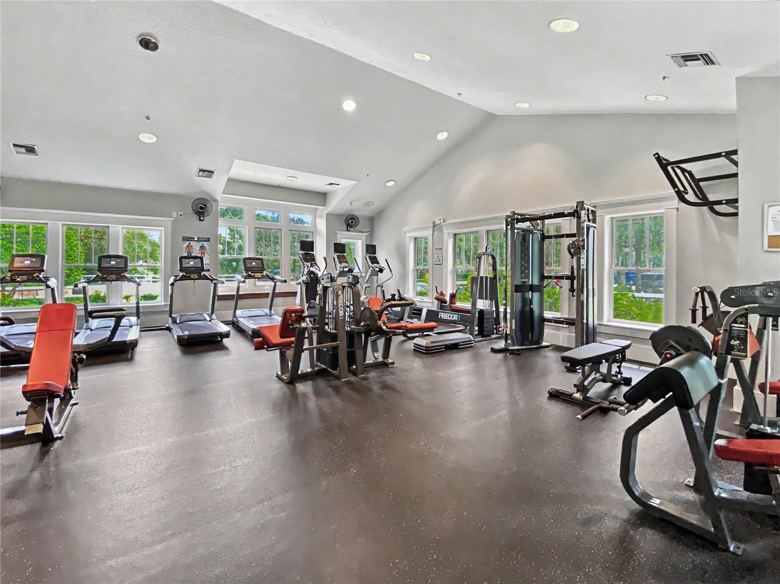 ARTISAN CLUB CONDO PH 1 - Residential