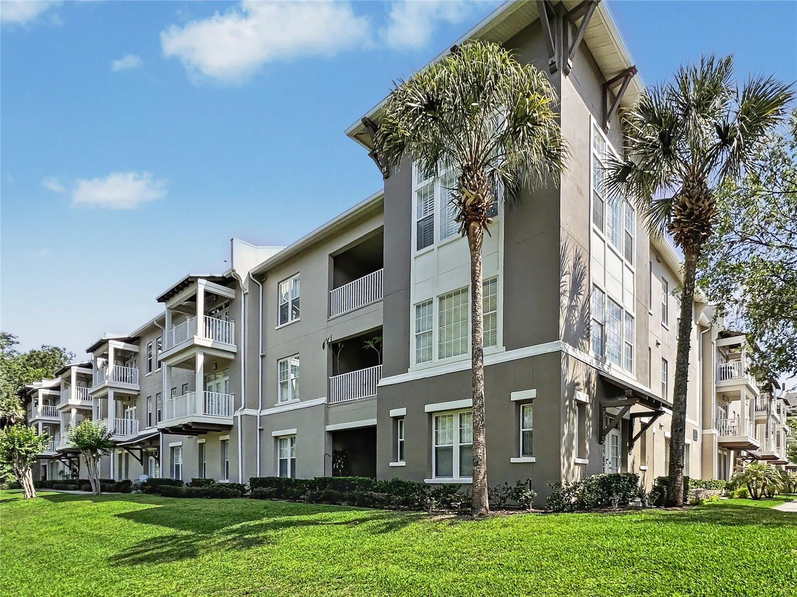 ARTISAN CLUB CONDO PH 1 - Residential