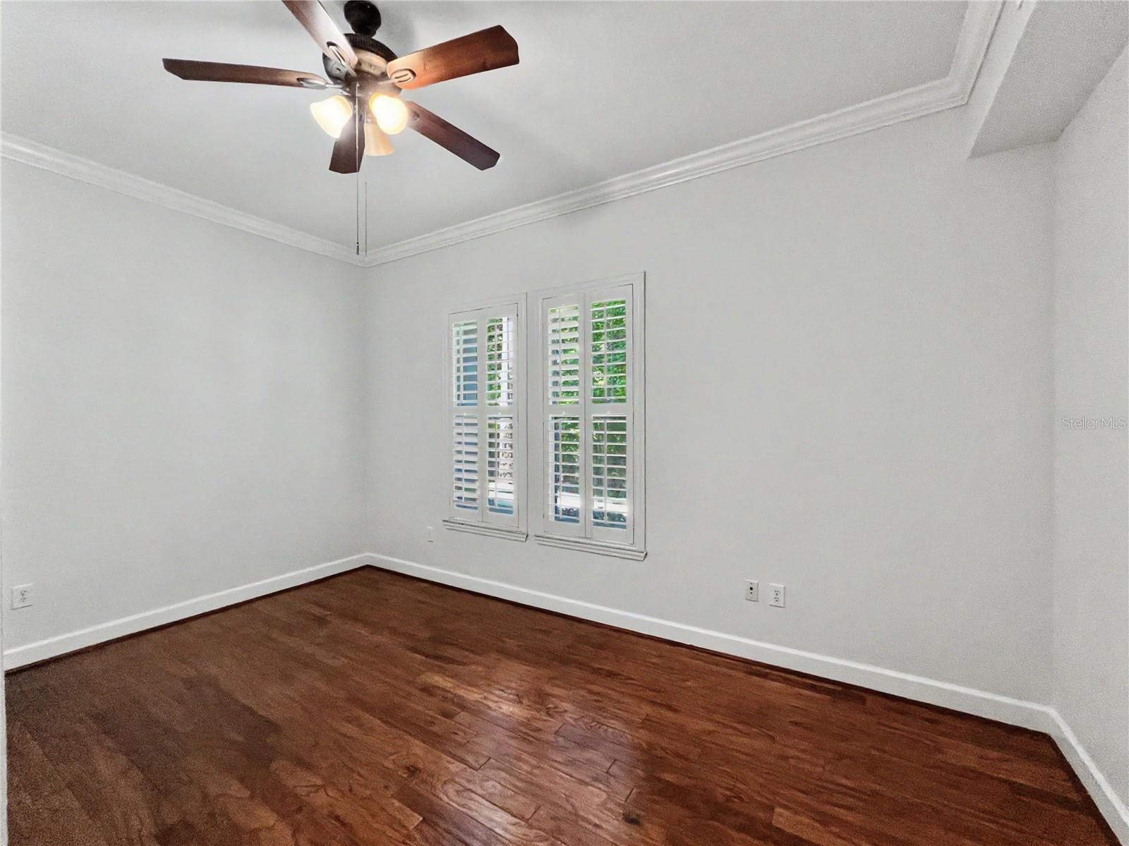 ARTISAN CLUB CONDO PH 1 - Residential