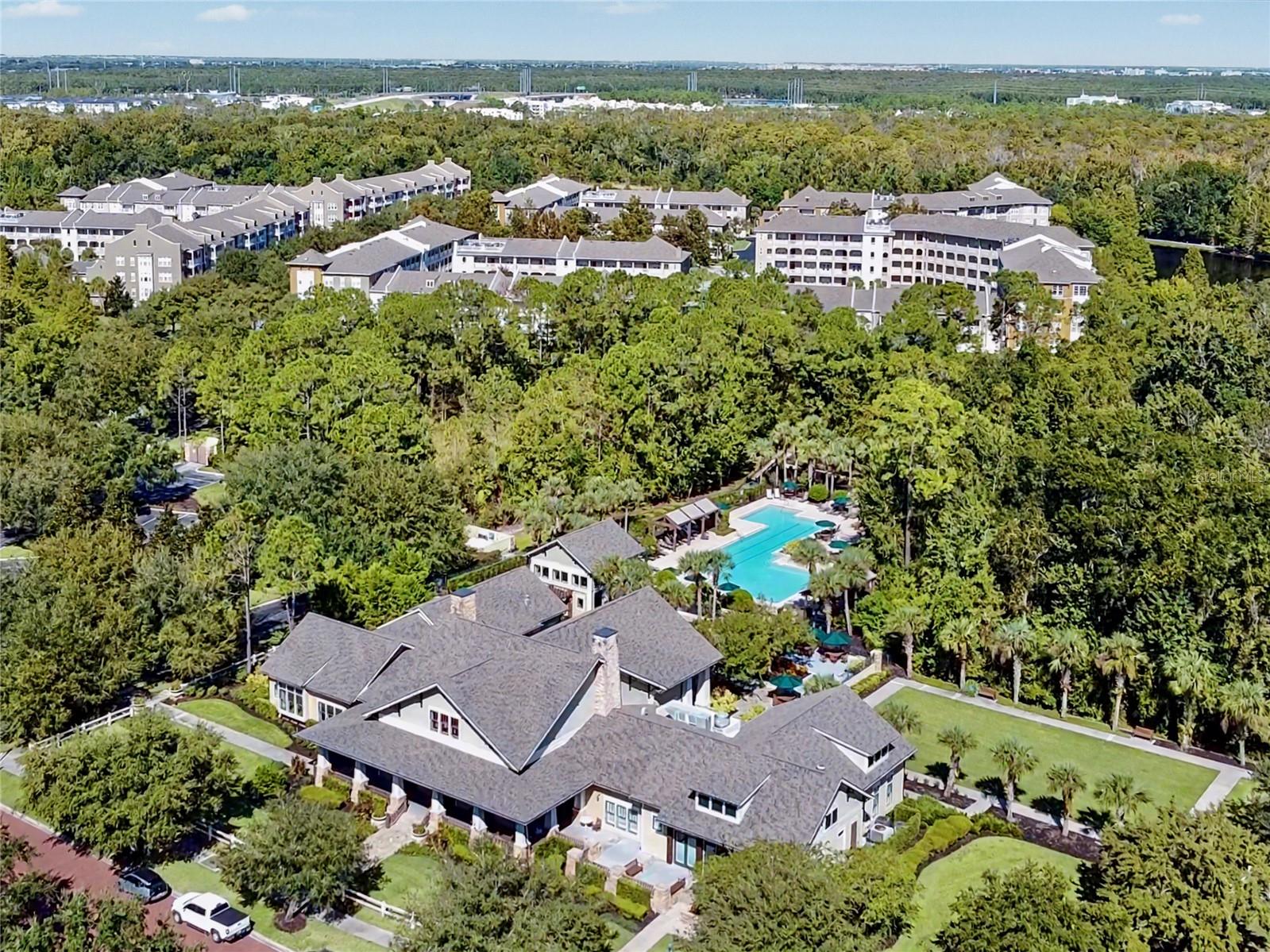ARTISAN CLUB CONDO PH 1 - Residential