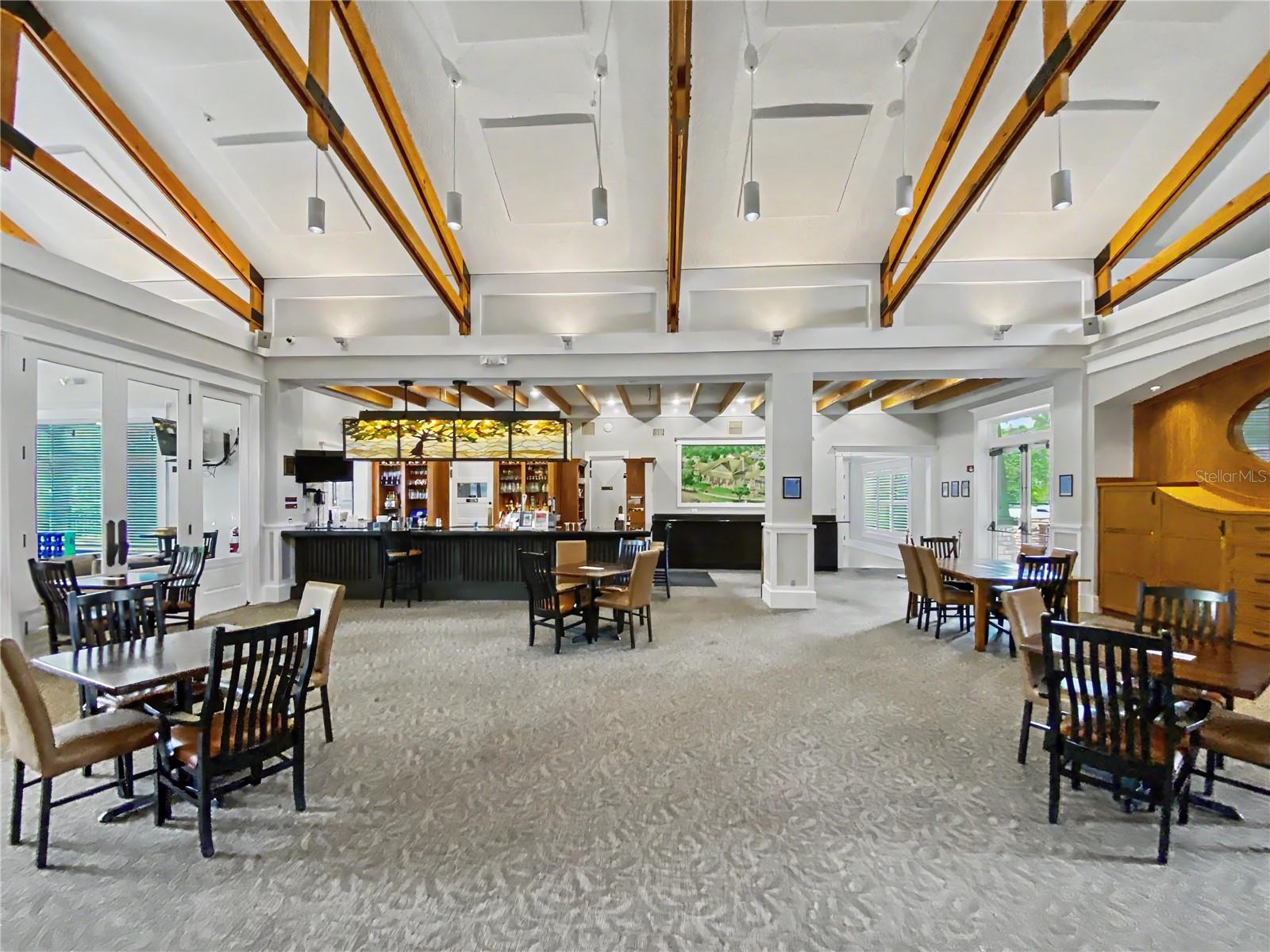 ARTISAN CLUB CONDO PH 1 - Residential