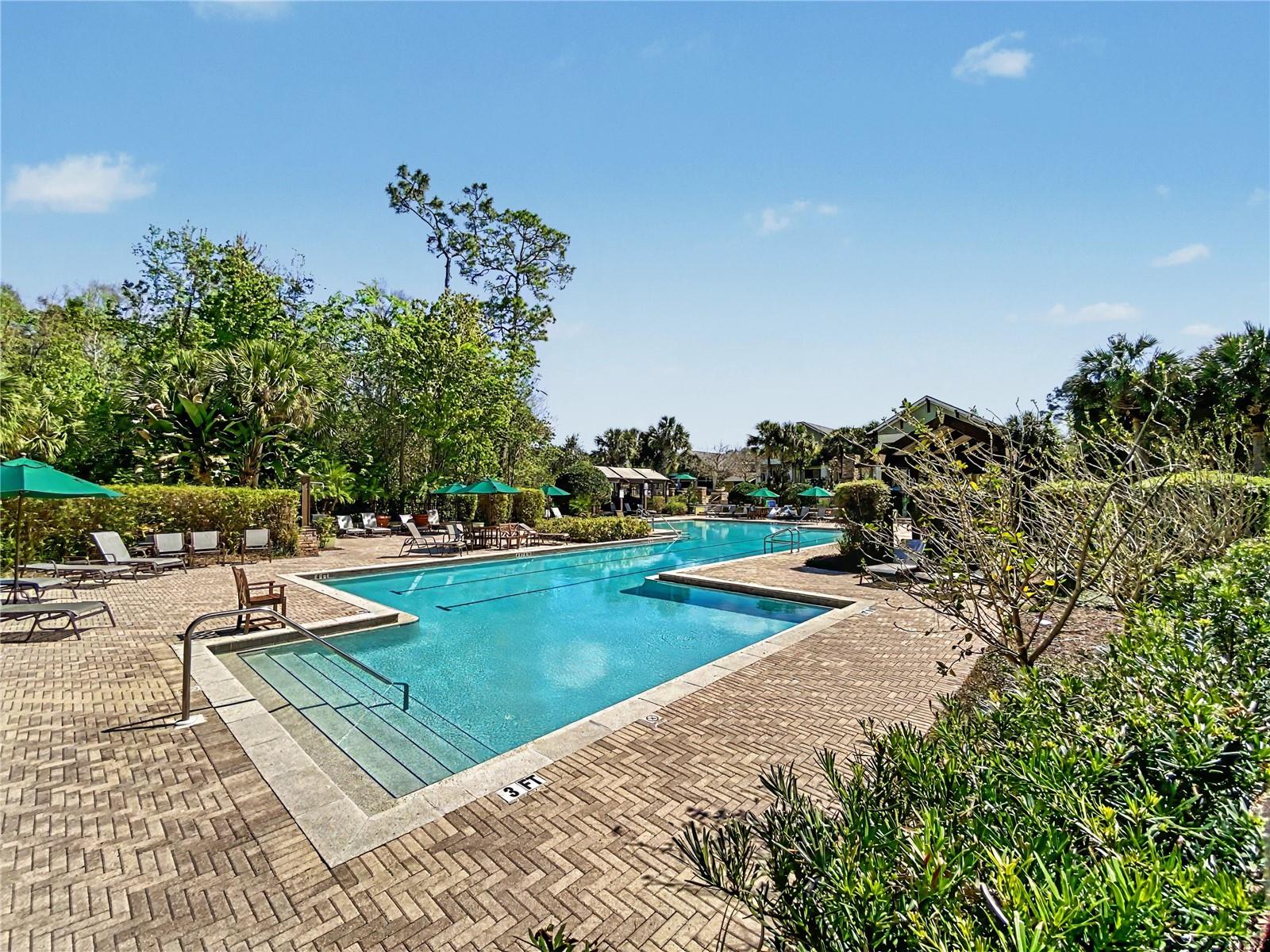 ARTISAN CLUB CONDO PH 1 - Residential