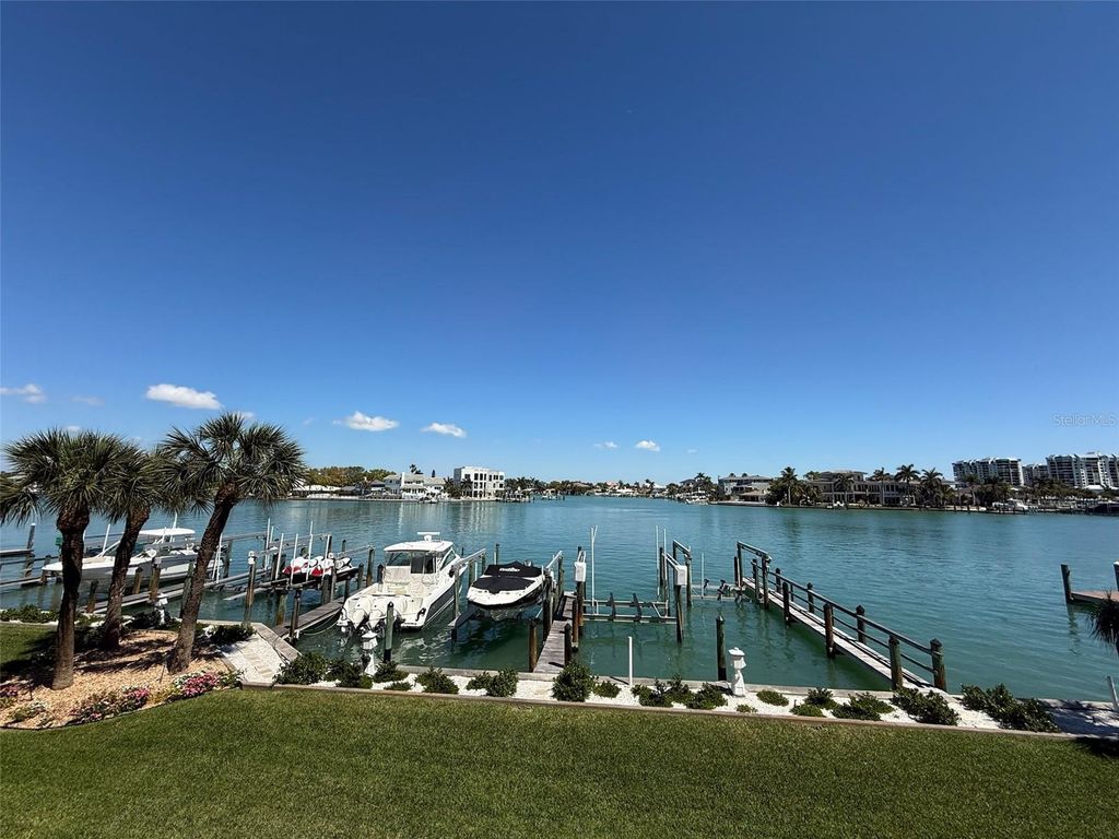 Photo of 10067 Gulf Boulevard, Treasure Island, FL 33706 (MLS # TB8498305)