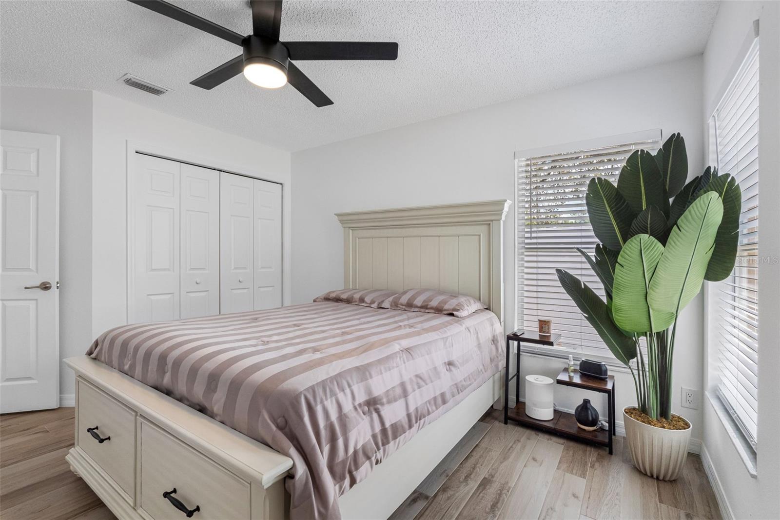 PADRONS WEST LINDEN ESTATES - Residential