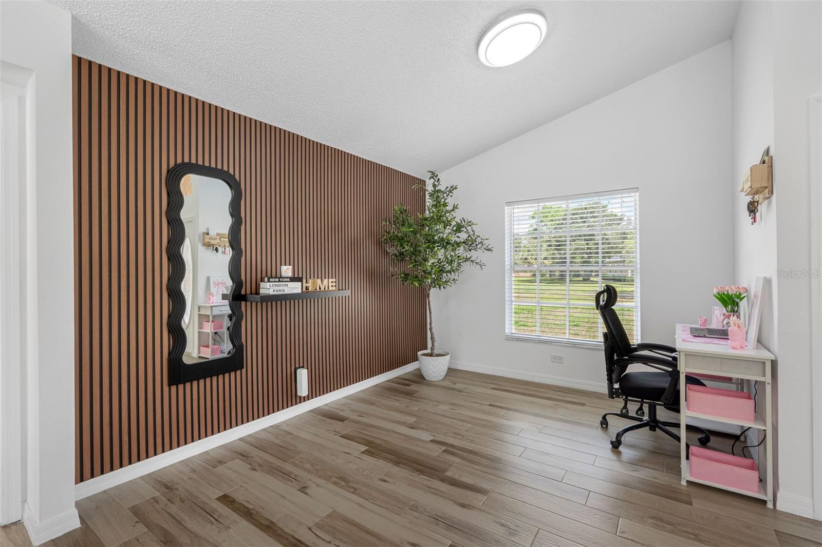 PADRONS WEST LINDEN ESTATES - Residential