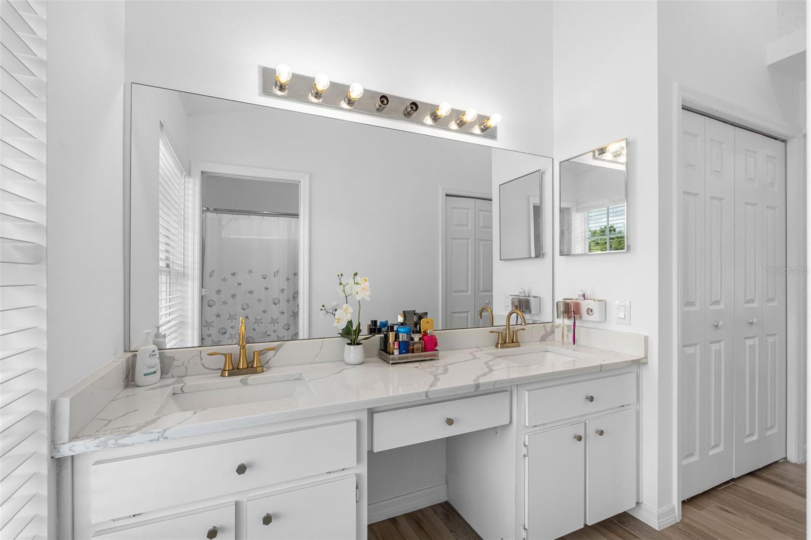 PADRONS WEST LINDEN ESTATES - Residential