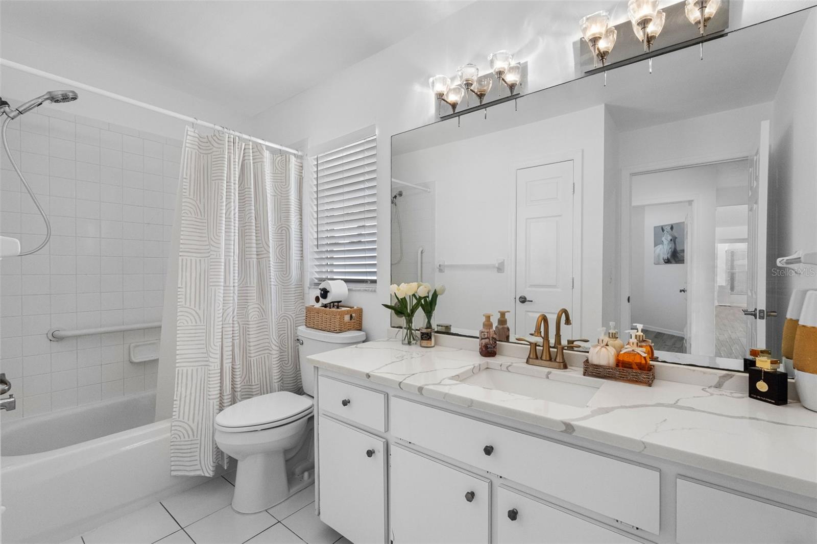 PADRONS WEST LINDEN ESTATES - Residential