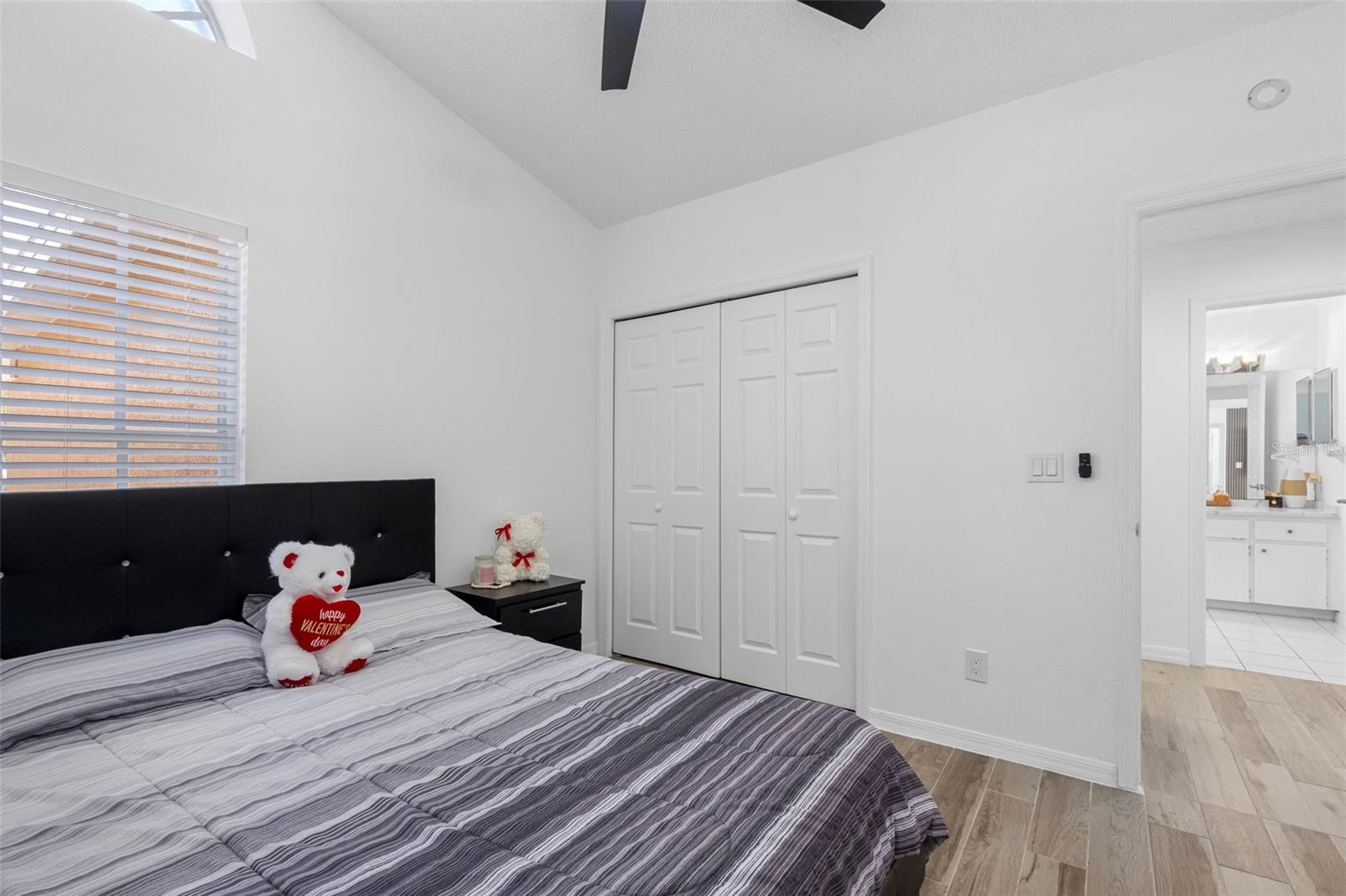 PADRONS WEST LINDEN ESTATES - Residential