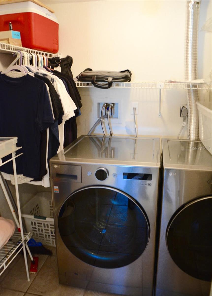 EGRET POINTE PH 02 - Residential