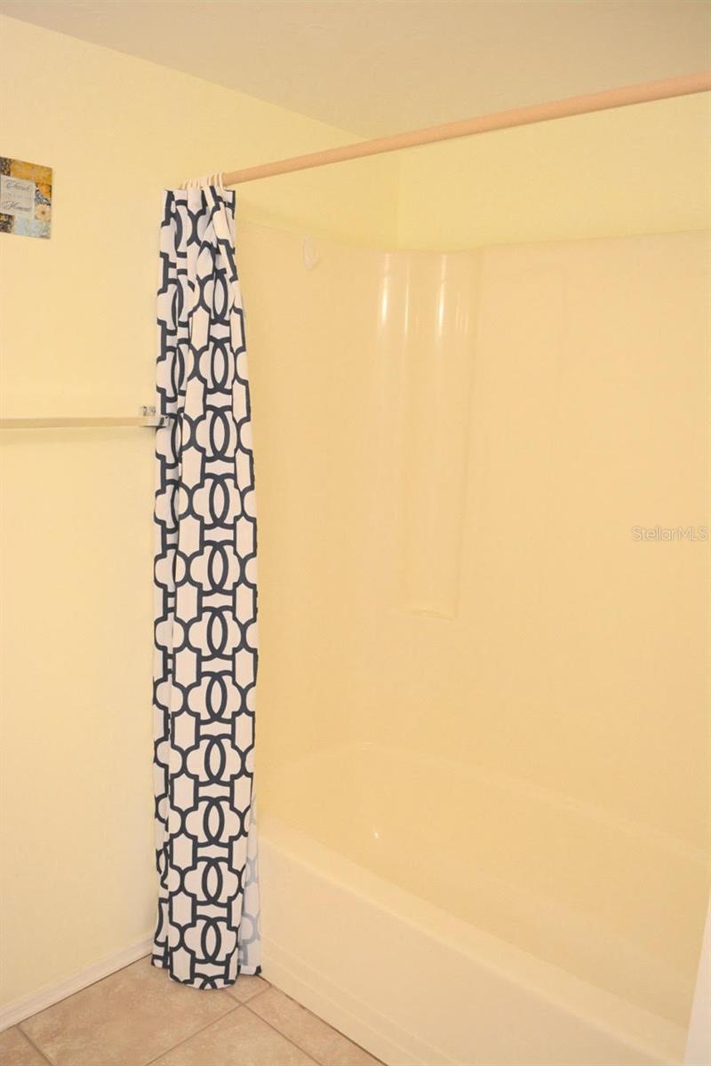 EGRET POINTE PH 02 - Residential