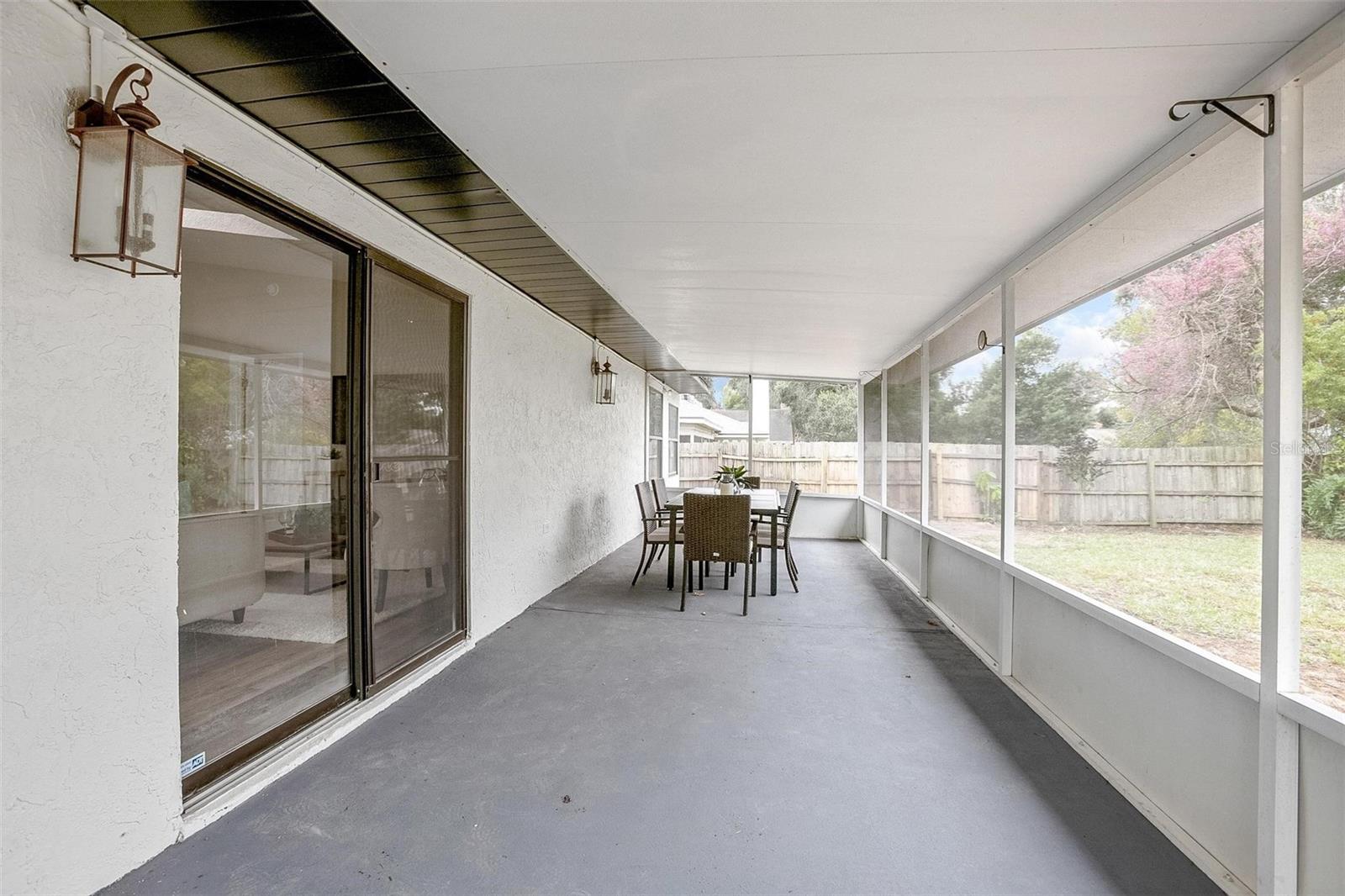 DELTONA LAKES UN 27 - Residential