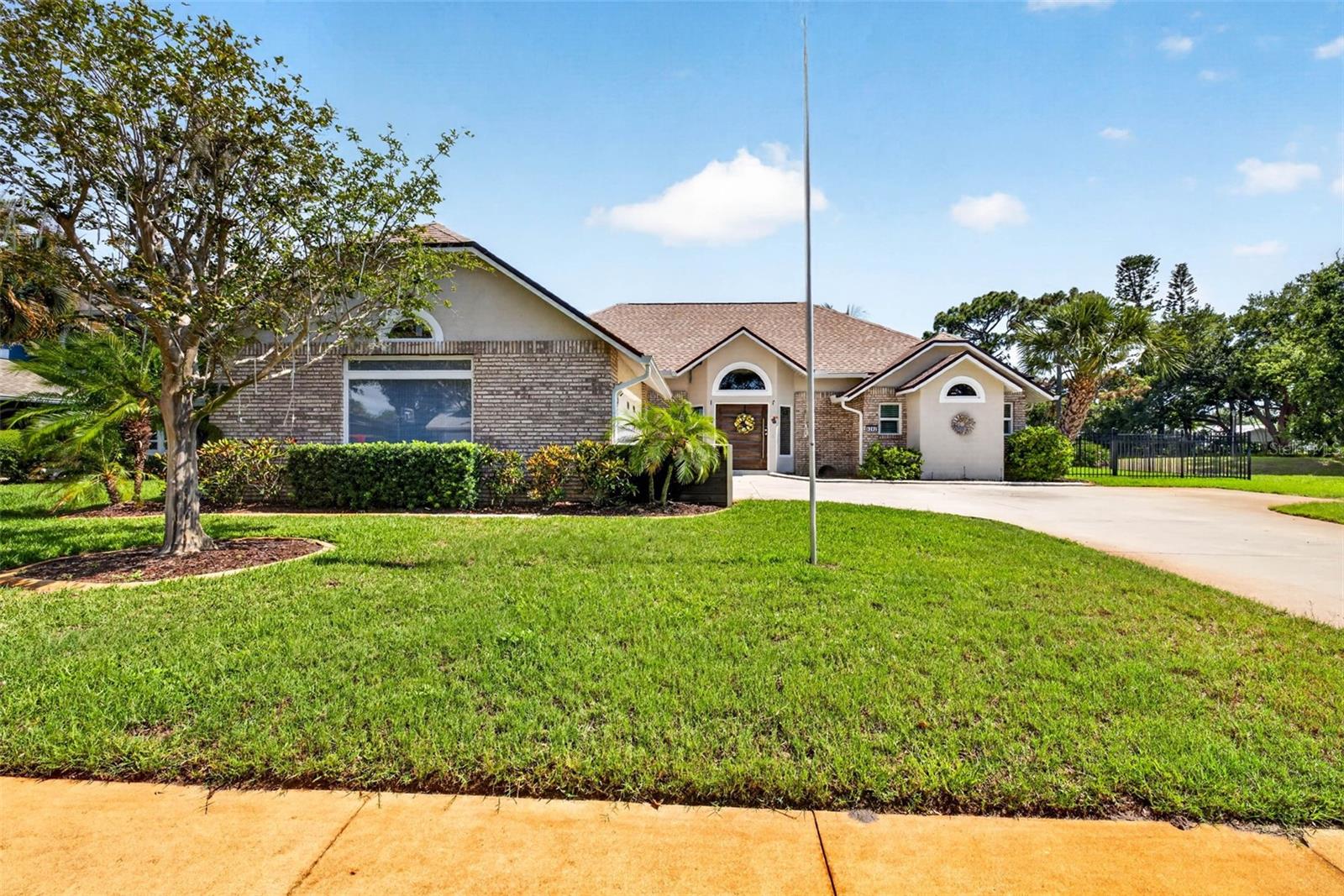 6282 BONAVENTURE COURT