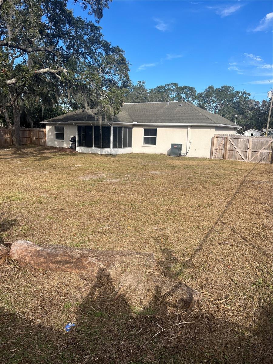 SPRING HILL - Residential