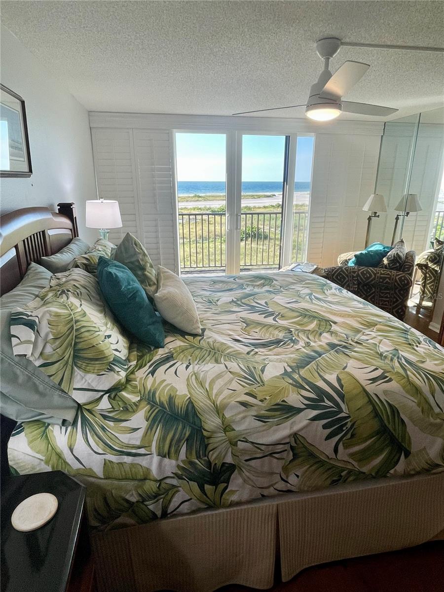 LIGHTHOUSE TOWERS CONDO - Residential Lease