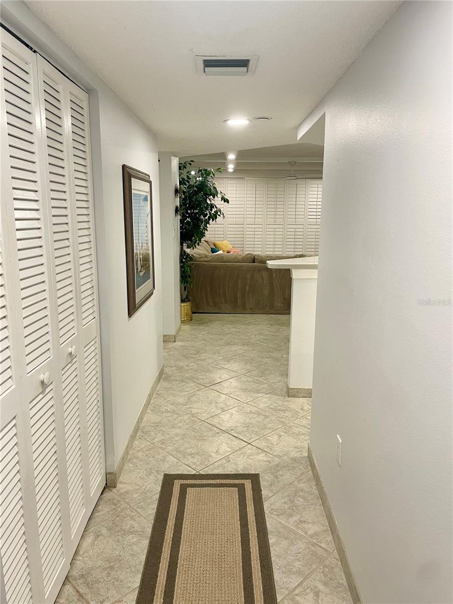 LIGHTHOUSE TOWERS CONDO - Residential Lease