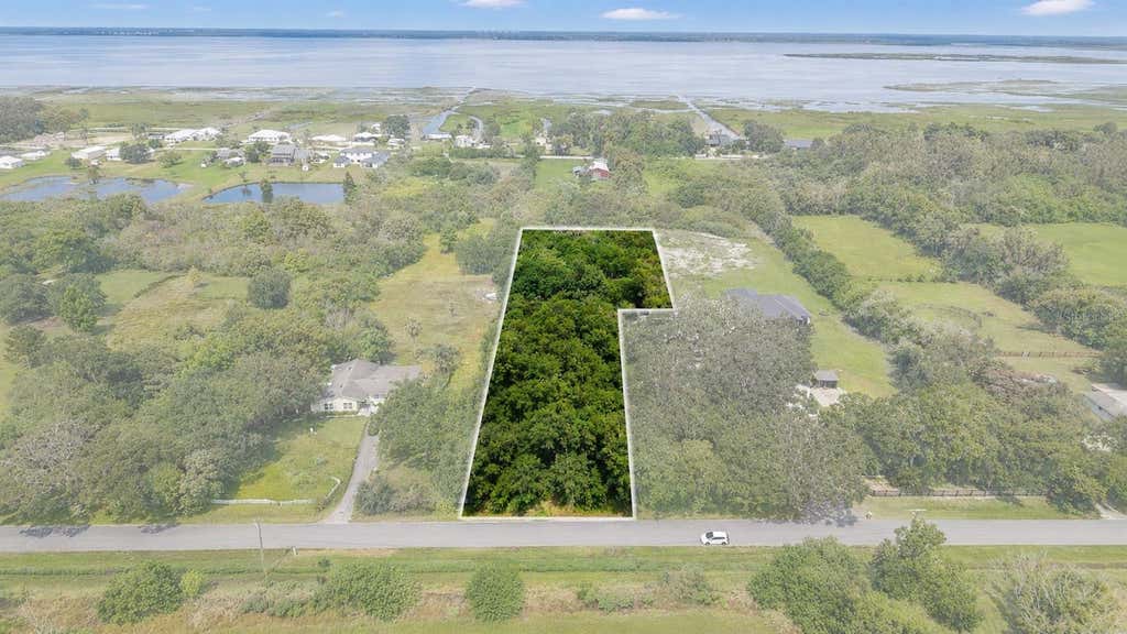 Photo of 3120 Cherokee Roads, Saint Cloud, FL 34772 (MLS # O6437051)