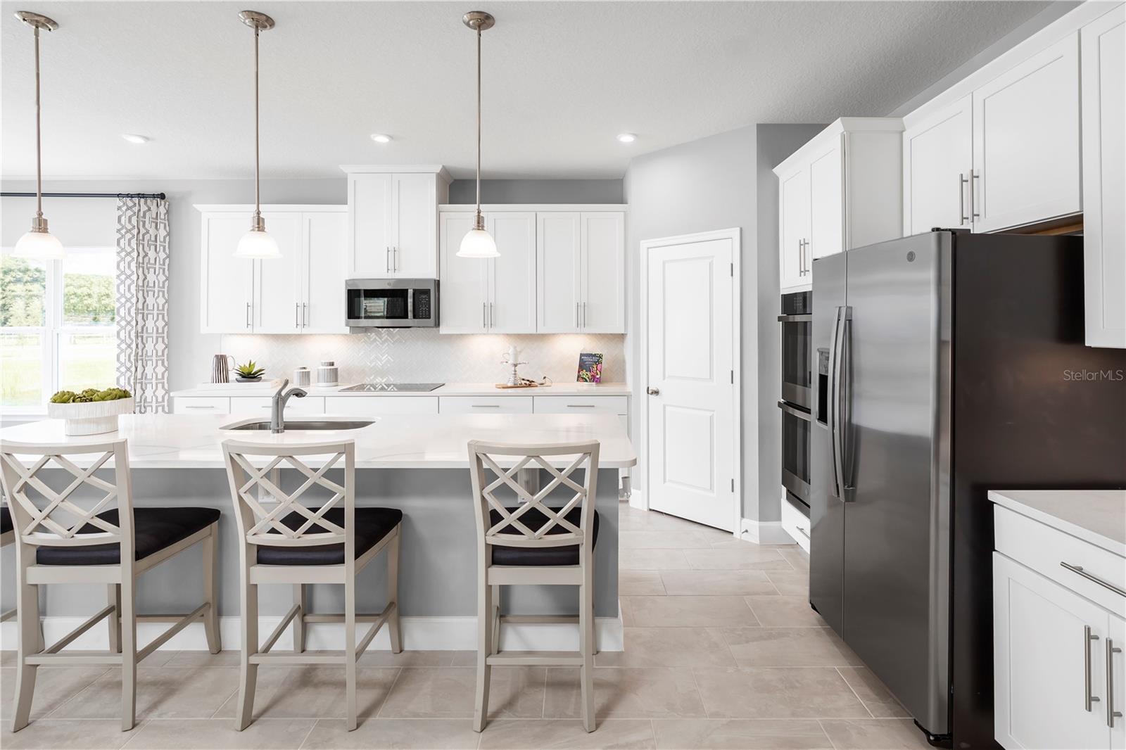 ASHTON COVEY - Residential