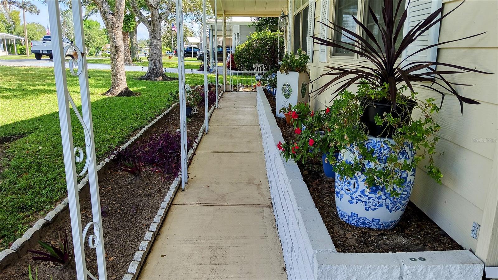 HIGH POINT MOBILE HOME SUB - Residential