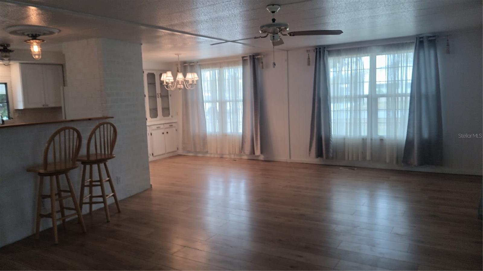 HIGH POINT MOBILE HOME SUB - Residential