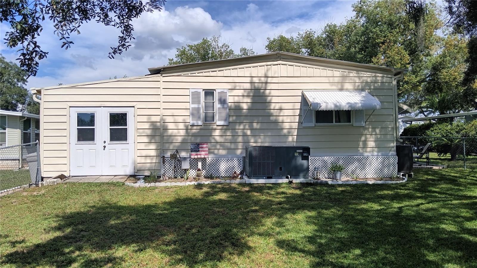 HIGH POINT MOBILE HOME SUB - Residential