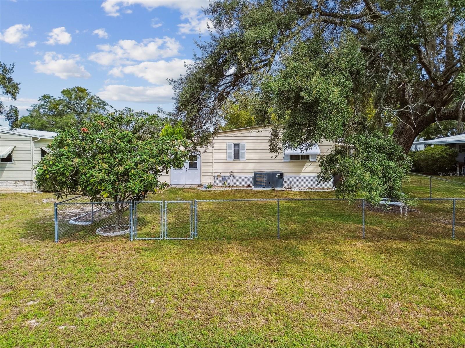 HIGH POINT MOBILE HOME SUB - Residential