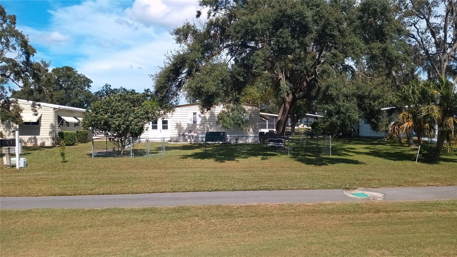 HIGH POINT MOBILE HOME SUB - Residential