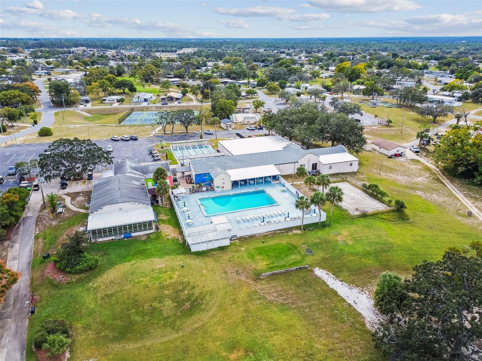 HIGH POINT MOBILE HOME SUB - Residential