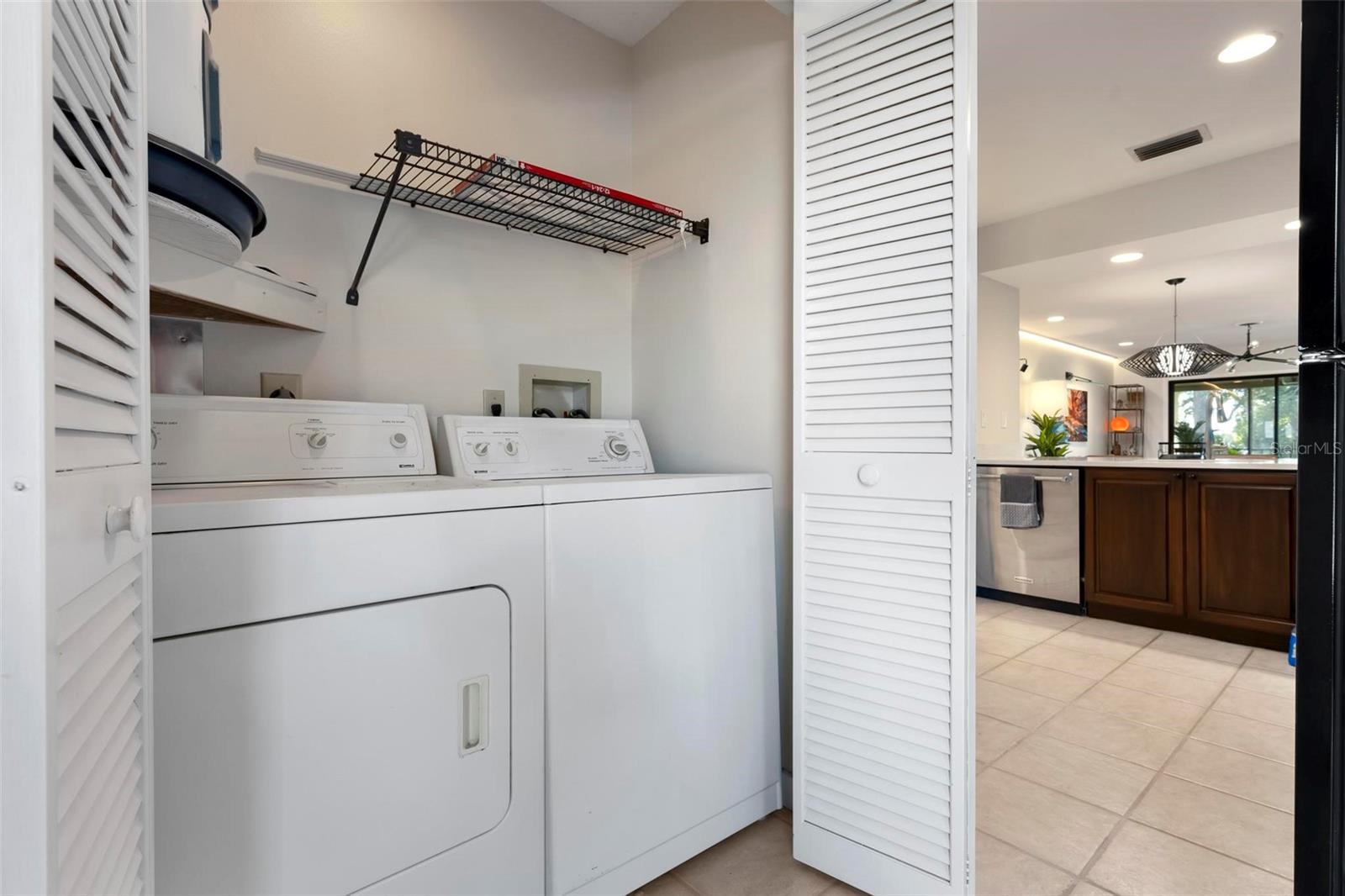 AVISTA OF PALM-AIRE SEC 1 - Residential