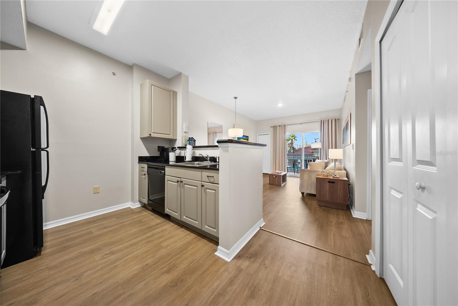 7383 UNIVERSAL BOULEVARD 209