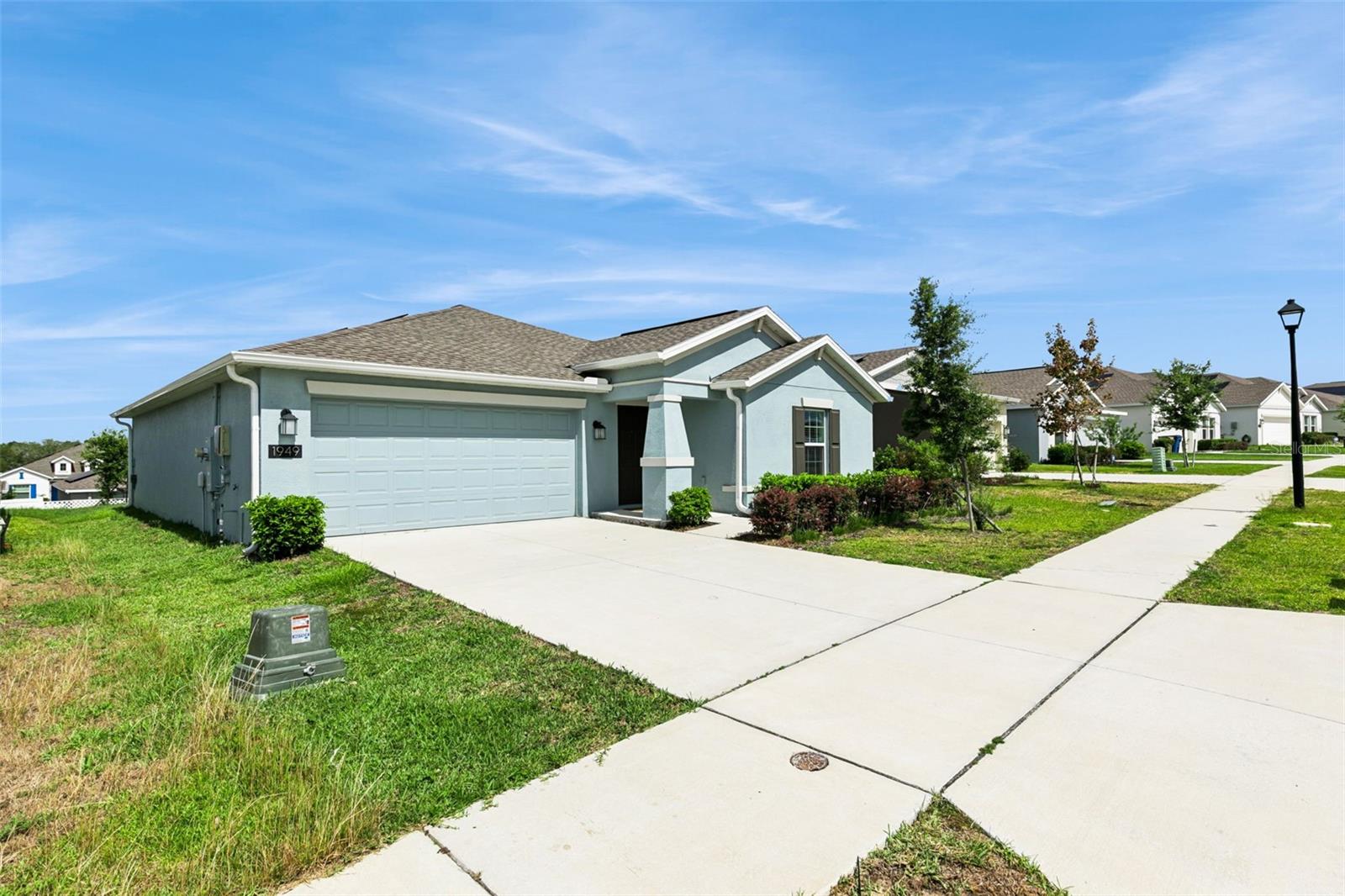 TRINITY LAKES - Residential