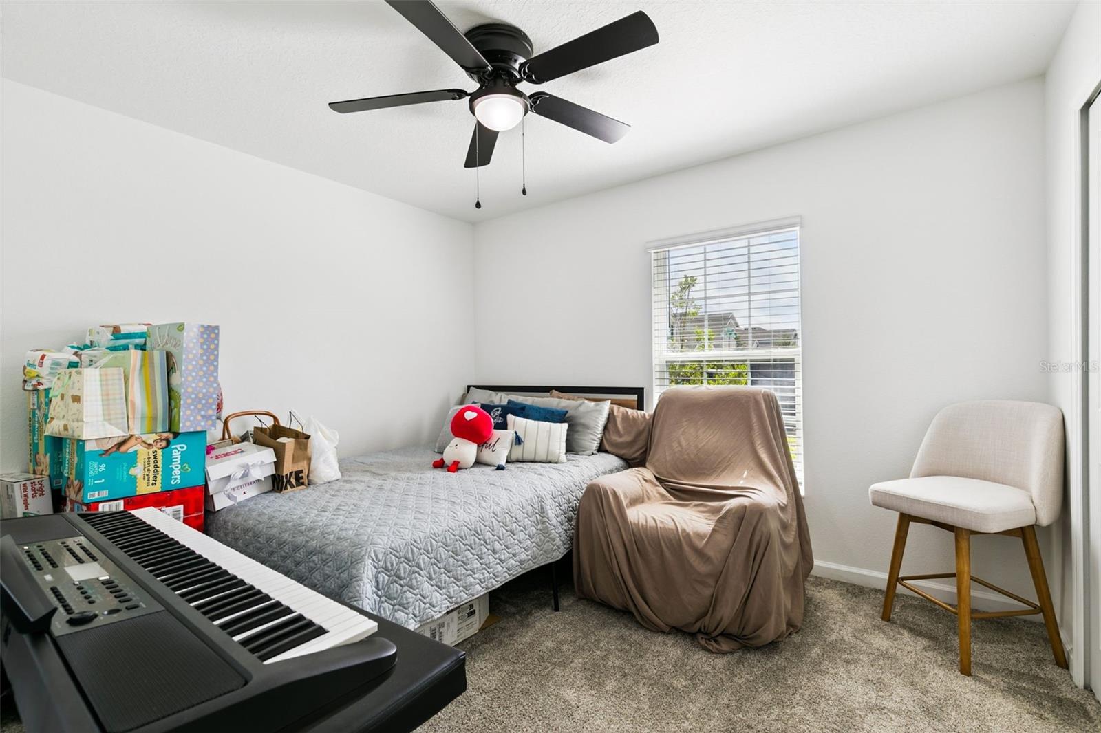 TRINITY LAKES - Residential