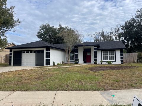 1367 HENSLEY DRIVE DELAND FL 32724