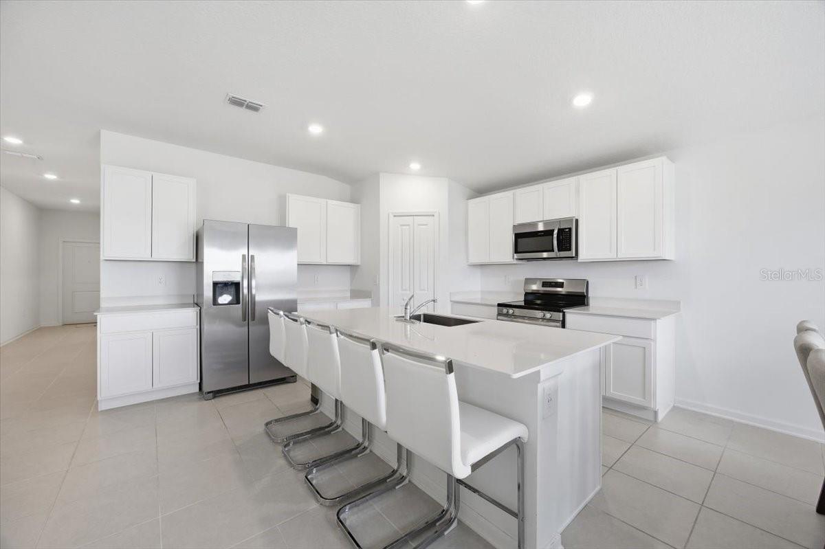 HUNT CLUB/LK WALES PH 1 - Residential