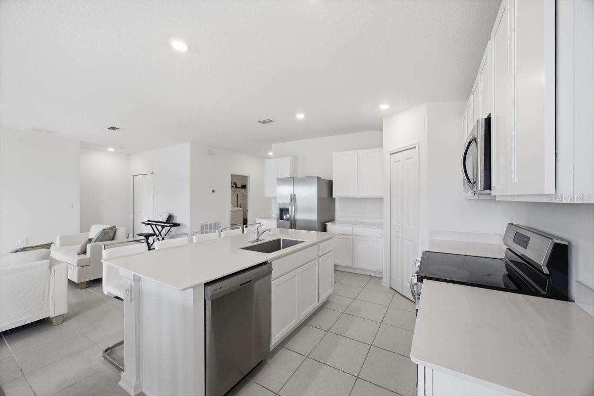 HUNT CLUB/LK WALES PH 1 - Residential