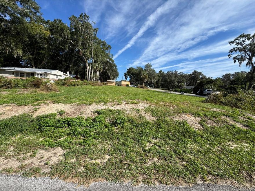Build Your Dream Home Near The Villages – Cleared, Prepped, and Ready to Go!
This fully cleared residential lot is already prepped for construction, saving you time and money in the building process. Rarely do you find land in this highly desirable Central Florida location that’s truly ready for your vision from day one.
Just minutes from The Villages, you’ll enjoy unmatched convenience to world-class golf courses, recreation centers, shopping, dining, and entertainment. Outdoor lovers will appreciate being close to the Ocala National Forest, where hiking, boating, and camping await.
With financing available for qualified buyers, this is a golden opportunity to bring your dream home to life in a vibrant and growing area. Don’t wait—lots like this don’t come around often!